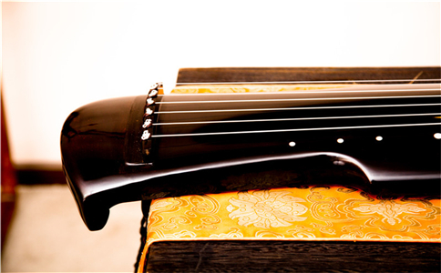 传统工艺古琴应该怎样保养？